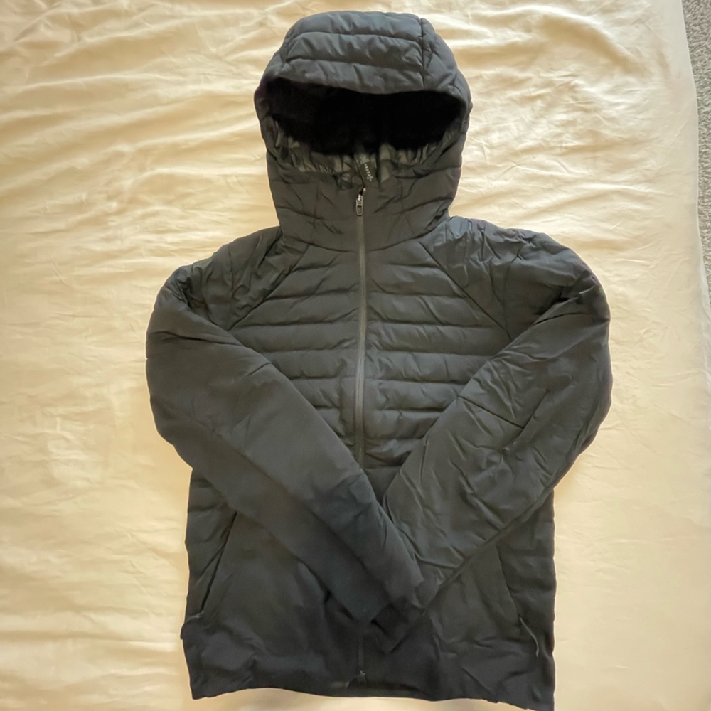 Lululemon down for it all jacket (thin puffer)